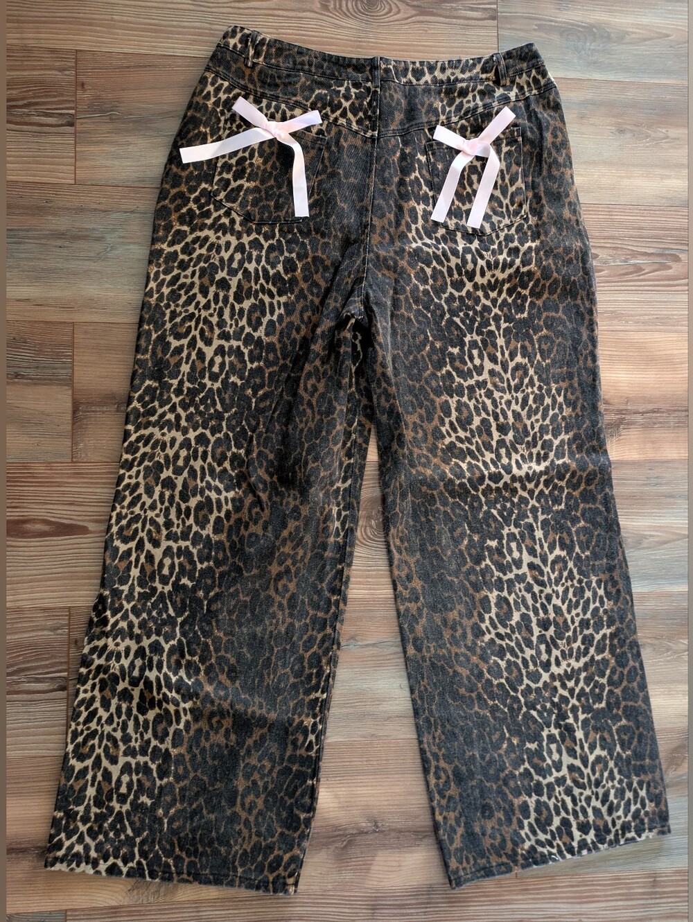 Fashion Nova Put A Bow On It Leopard Print Wide Leg Denim Jean Pants Pink Bow 1X